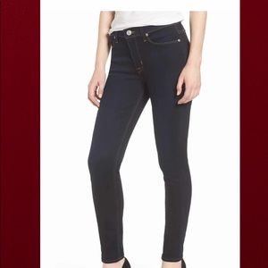 Hudson Nico Midrise Super Skinny Jean 24